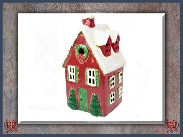 CERAMIC TEALIGHT CHRISTMAS HOUSE | Ceramic