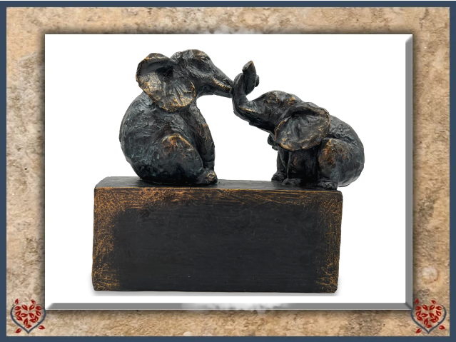 BABY ELEPHANTS ~ POLYRESIN FIGURINE | Figurine