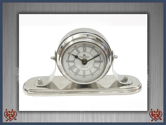 TABLE CLOCK | Men's Gifts