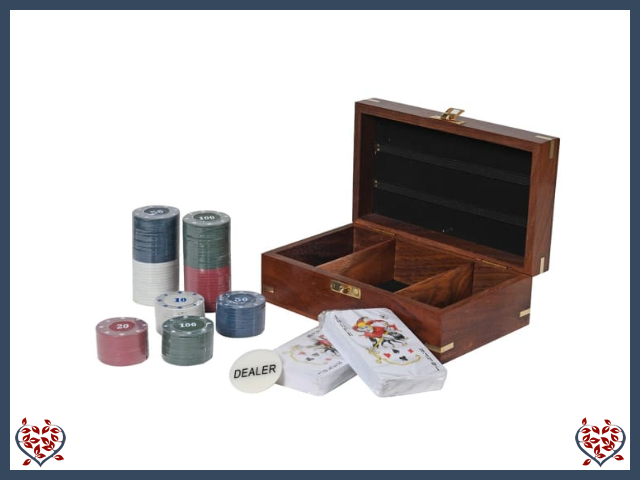 POKER SET IN BOX | Traditional Games