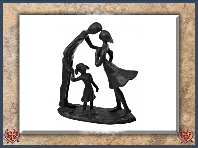 COUPLE WITH CHILD ~ METAL FIGURINE | Figurine