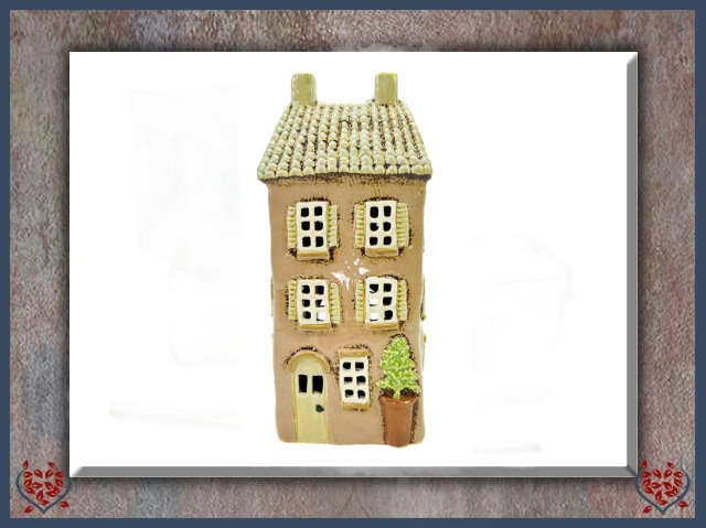 CERAMIC TEALIGHT HOUSE ~ CREAM | Ceramic