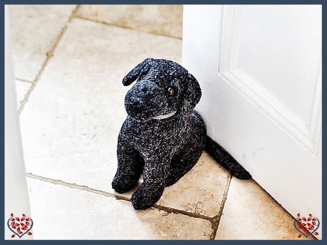 BELLA BLACK LABRADOR DOORSTOP | Doorstops & Draught Excluders