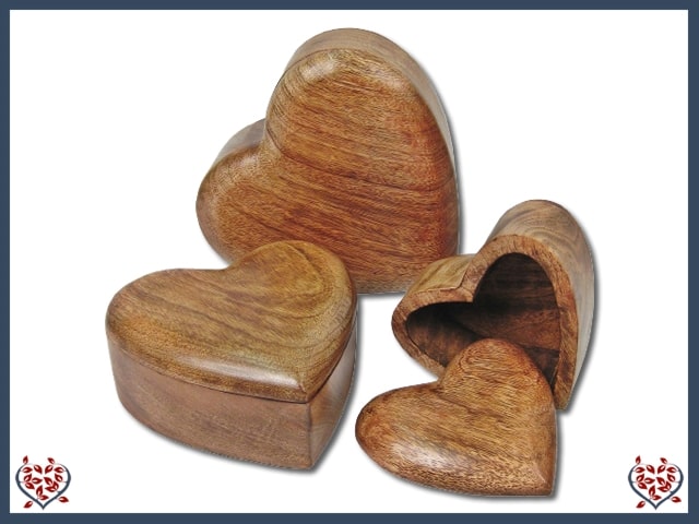 LOVE HEART TRINKET BOX - WOODEN BOX | Wooden Boxes & Bowls