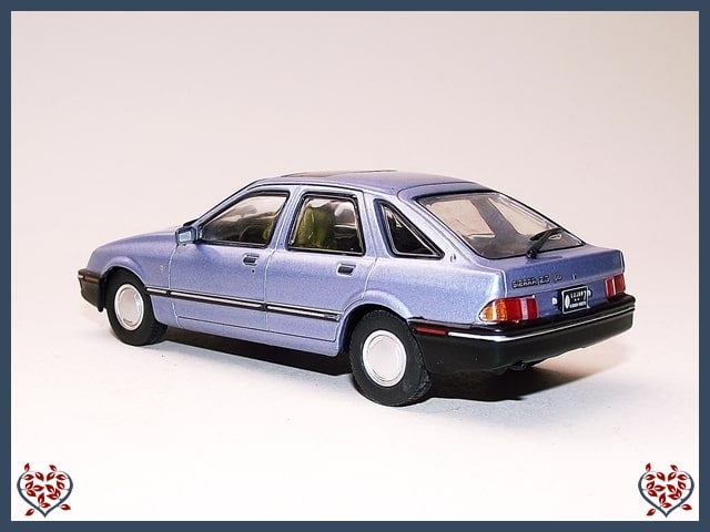 FORD SIERRA GHIA ~ 1984 | 1:43 Diecast Model Car