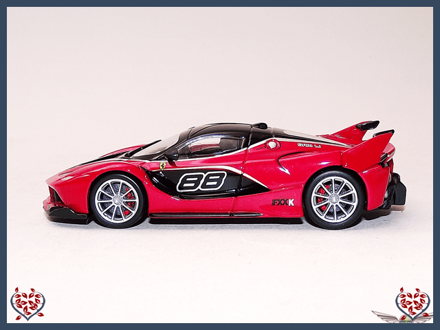 FERRARI FXX ~ 2014 | 1:43 Diecast Model Car