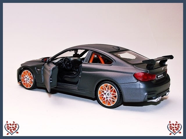 BMW M4 GTS ~ GREY | 1:24 Diecast Model Car